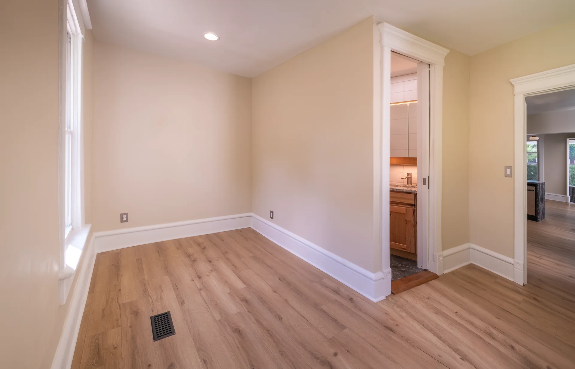 Third bedroom at 73 E Patterson