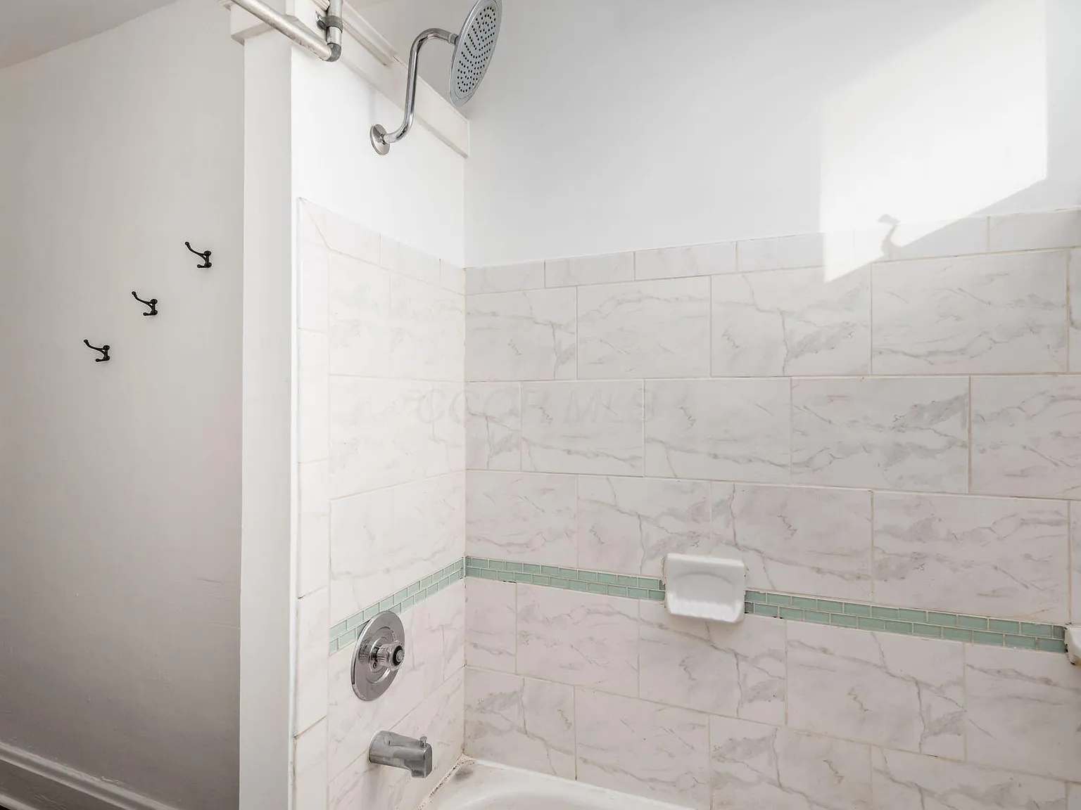 Bathroom before renovation